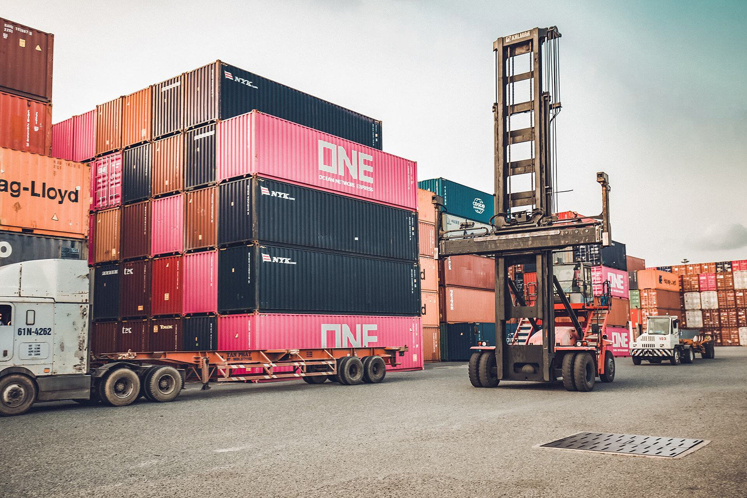 Harbor forklift Harbor forklift